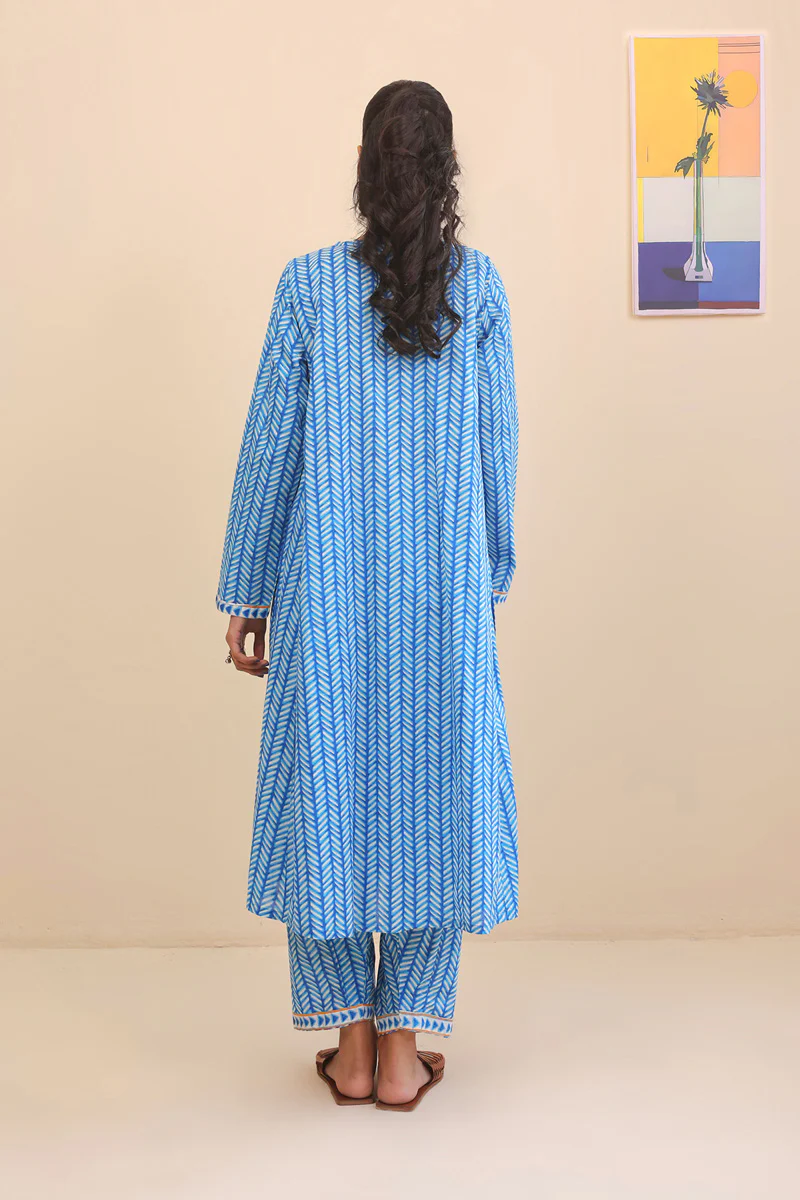 Tales of the Tribe 2-Piece Suit - Image 4