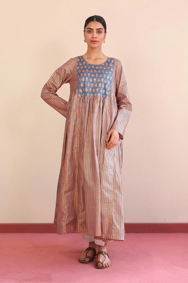 Sunehri Dress - Image 3