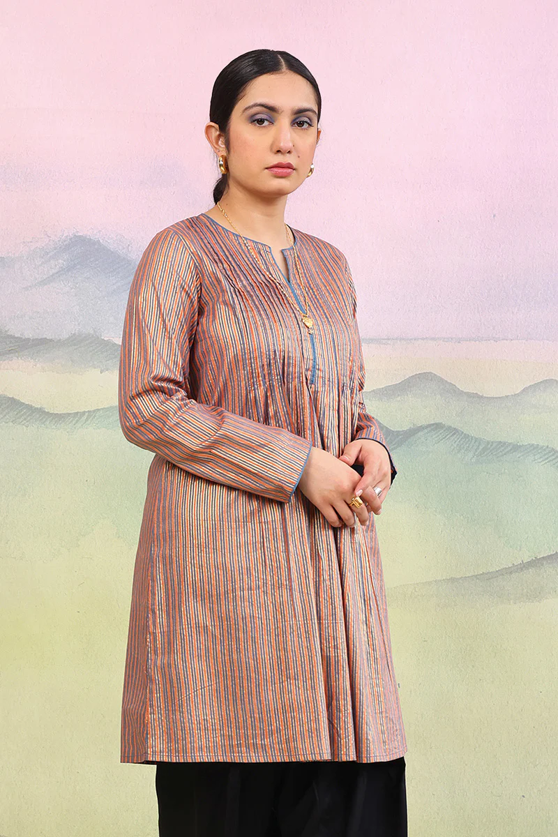 Sunehri Kurti - Image 2