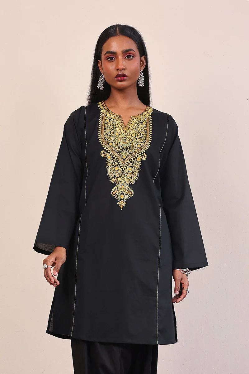 Gul Meena Kurta