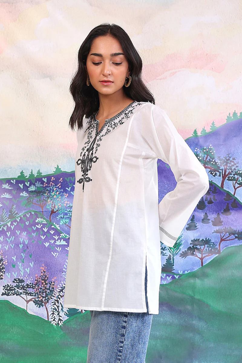 Gul Meena Monochromatic Kurti - Image 3