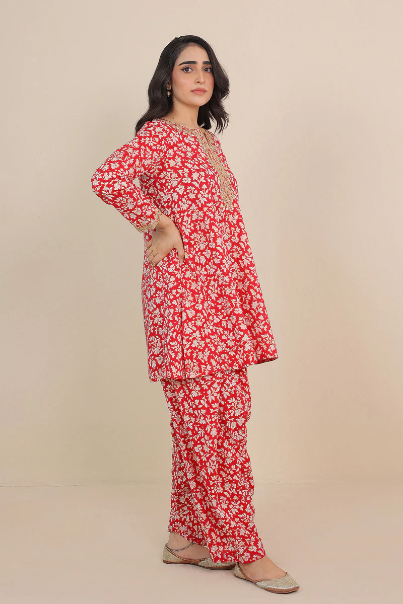 Mother Of Pearls 2 Piece Suit - Image 3