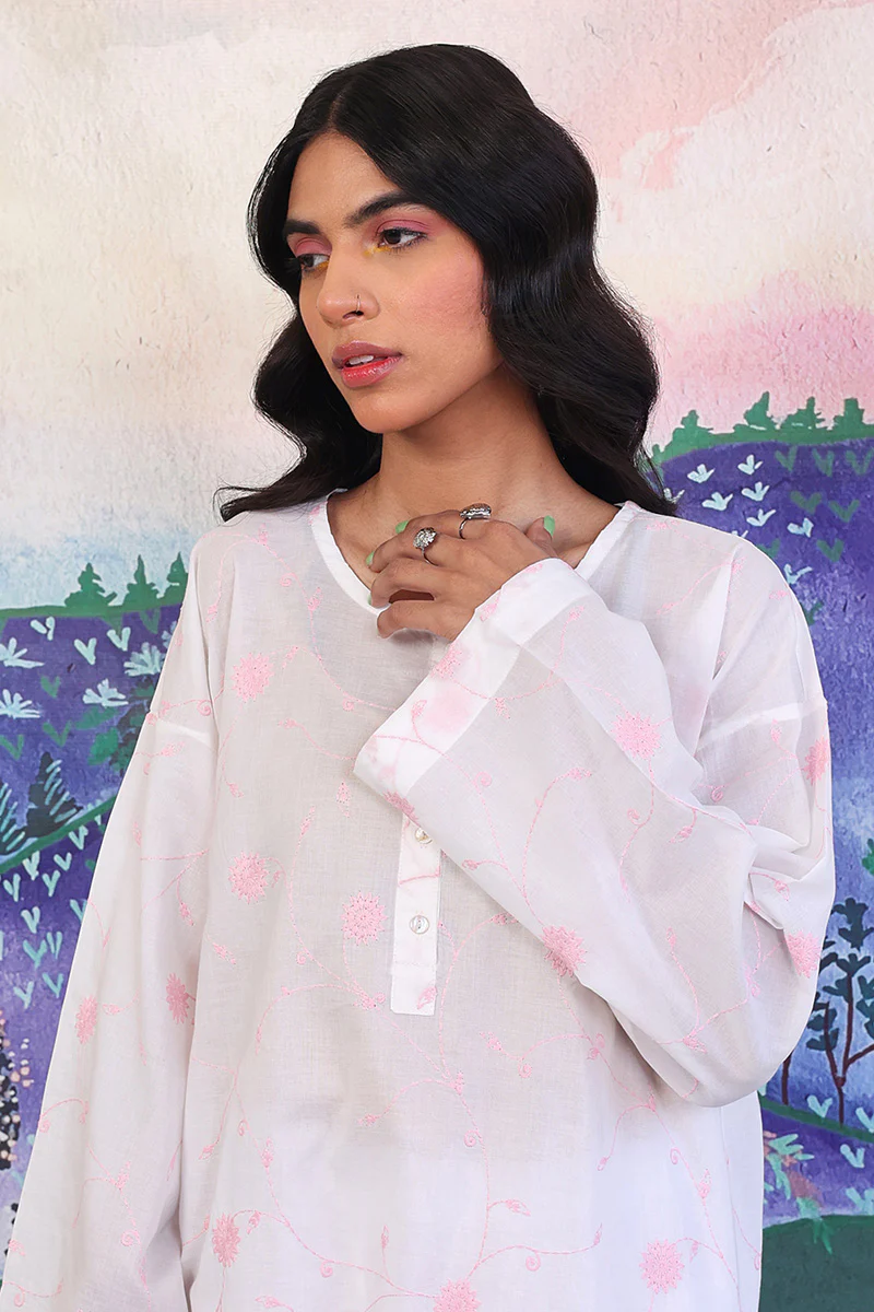 Bahar Jaal Embroidered Kurta - Image 2