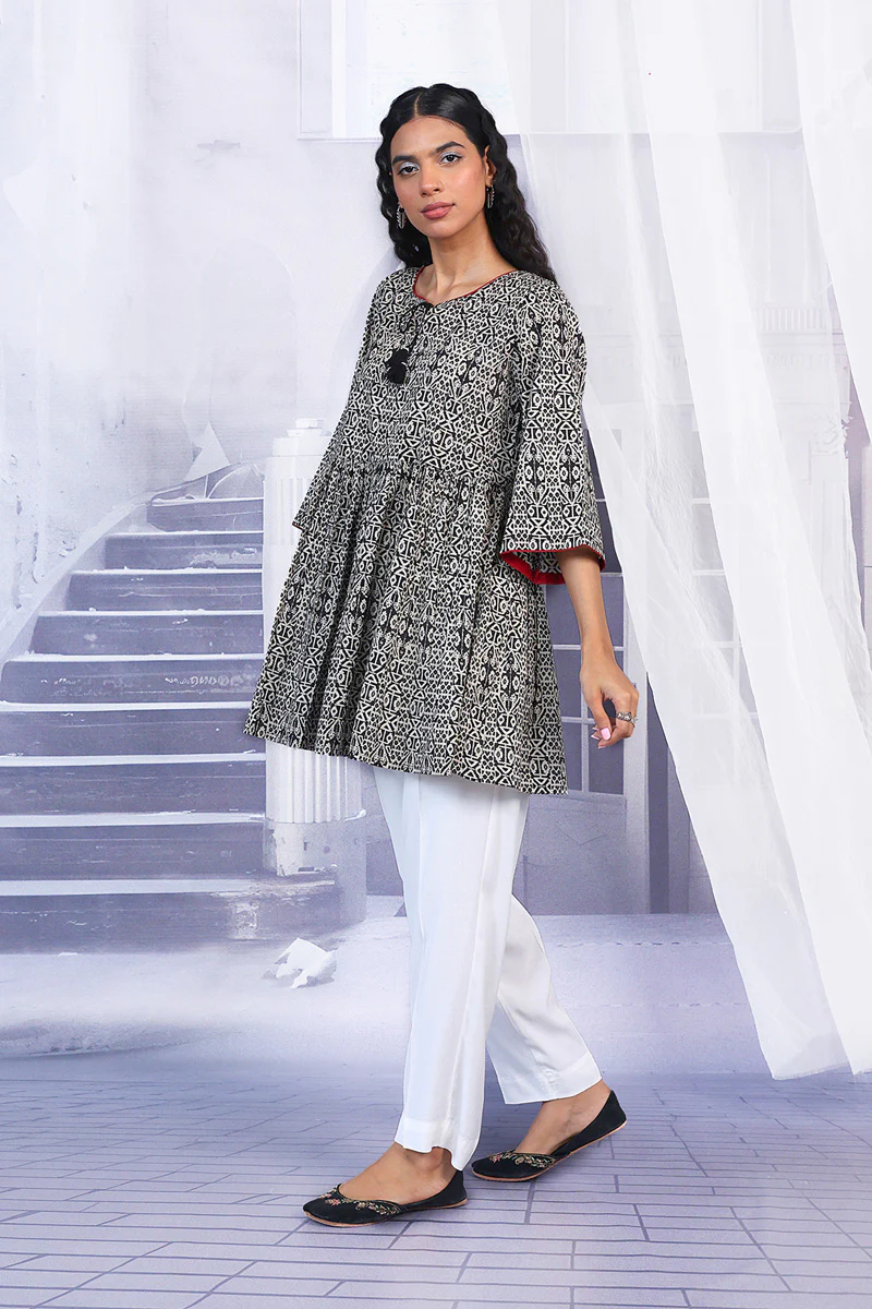 Jamdani Peplum - Image 3