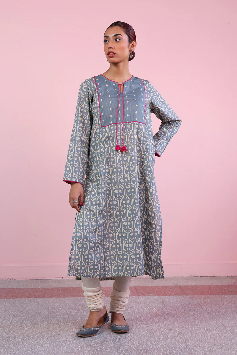 Dhakai Print Blocked Kurta - Image 10