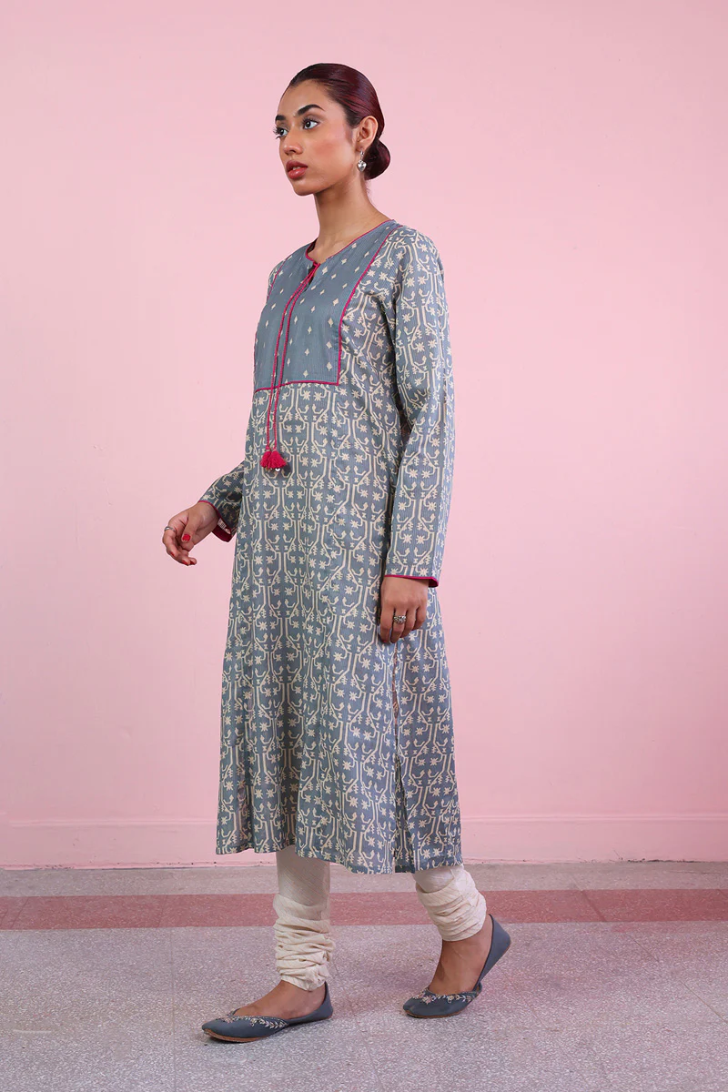 Dhakai Print Blocked Kurta - Image 12