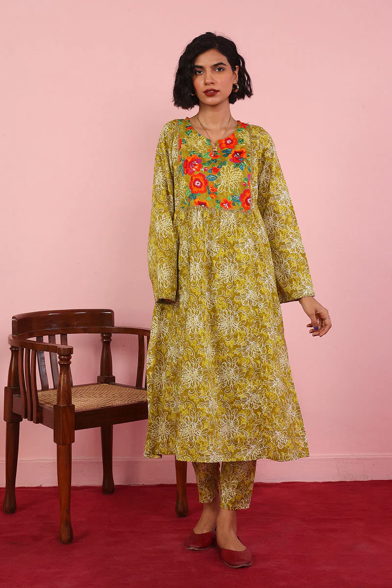 Oversized Floral Set - Image 7