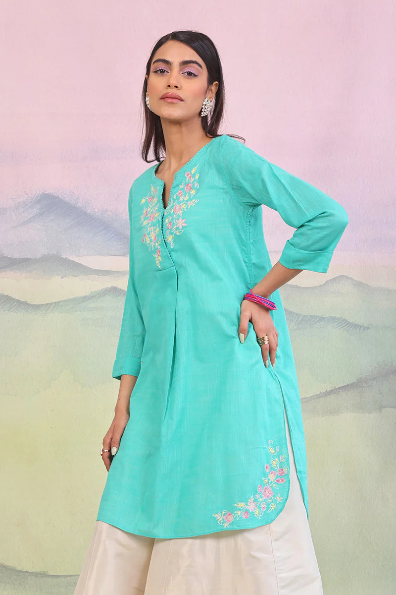 Sunehri Phool Kurti - Image 3