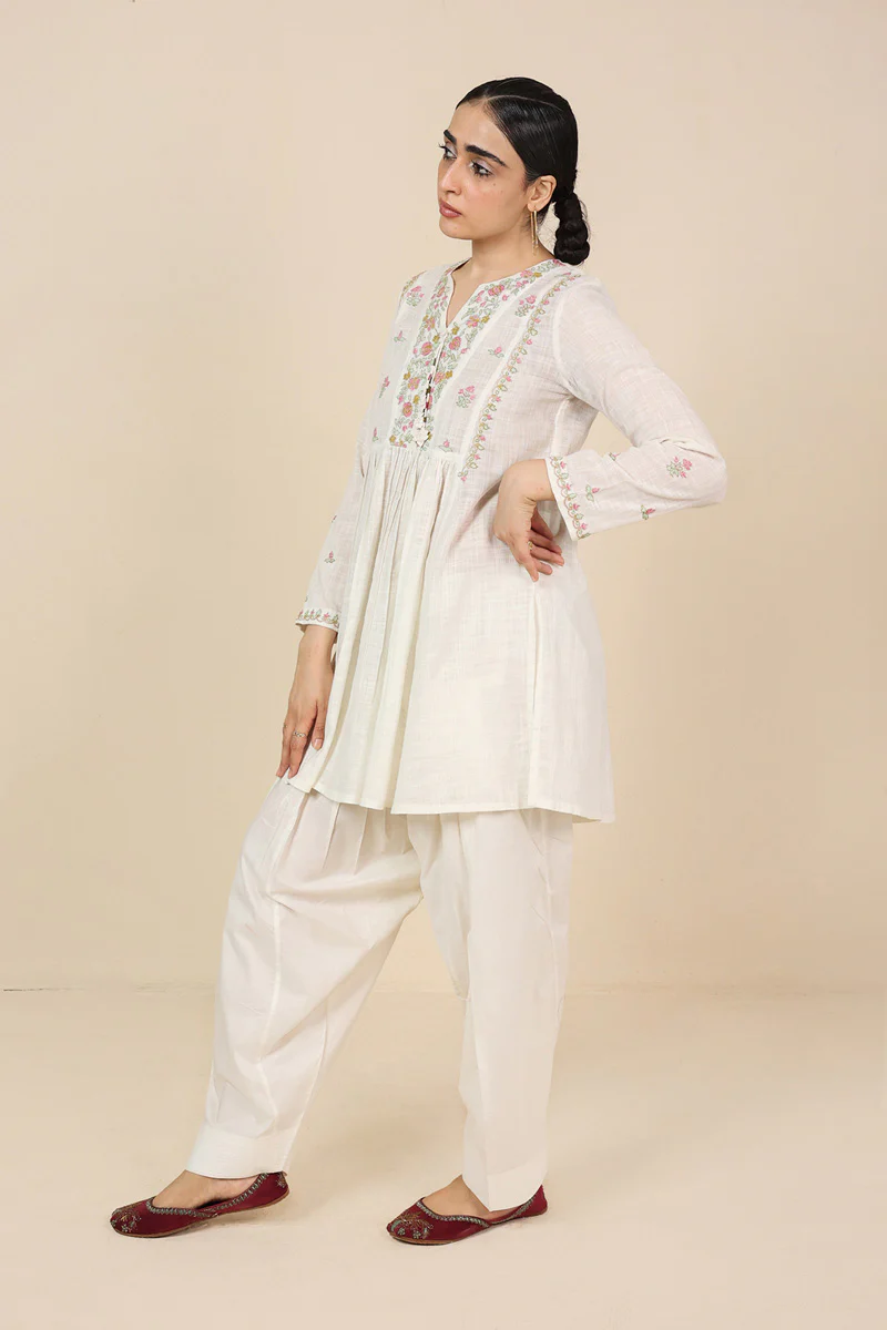2- Piece Sunehri Phool Peplum - Image 3