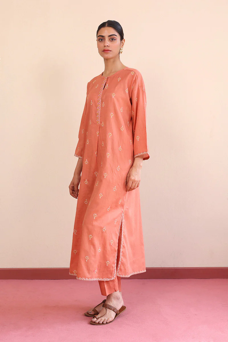 Rangeen Embroidered 2-Piece - Image 3