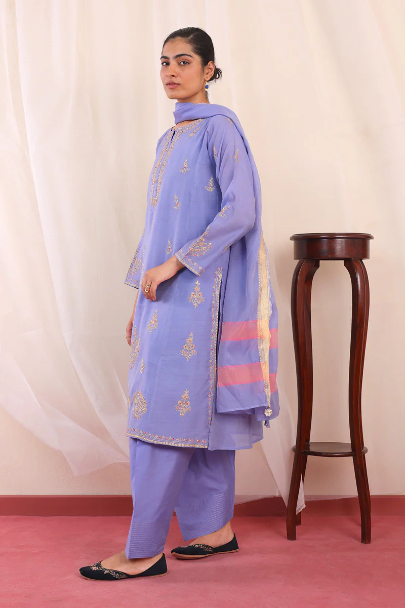 Shehzaadi Embrodiered Suit - Image 3