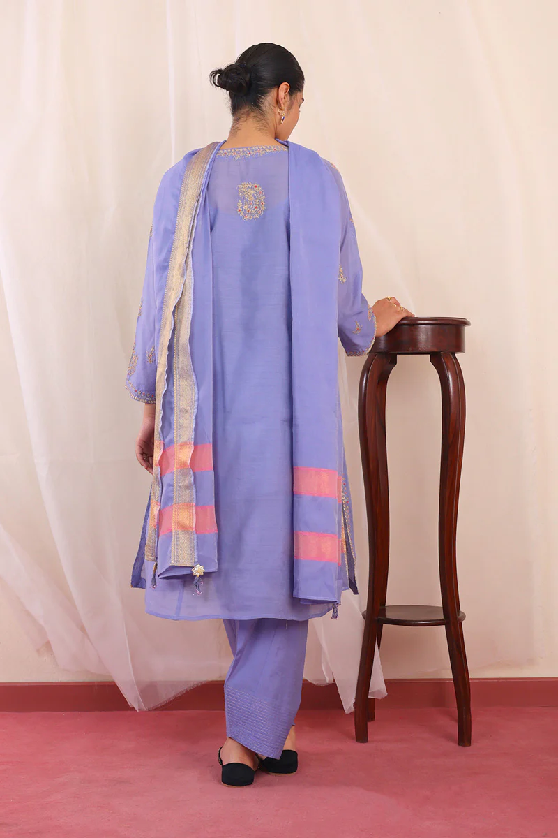 Shehzaadi Embrodiered Suit - Image 5