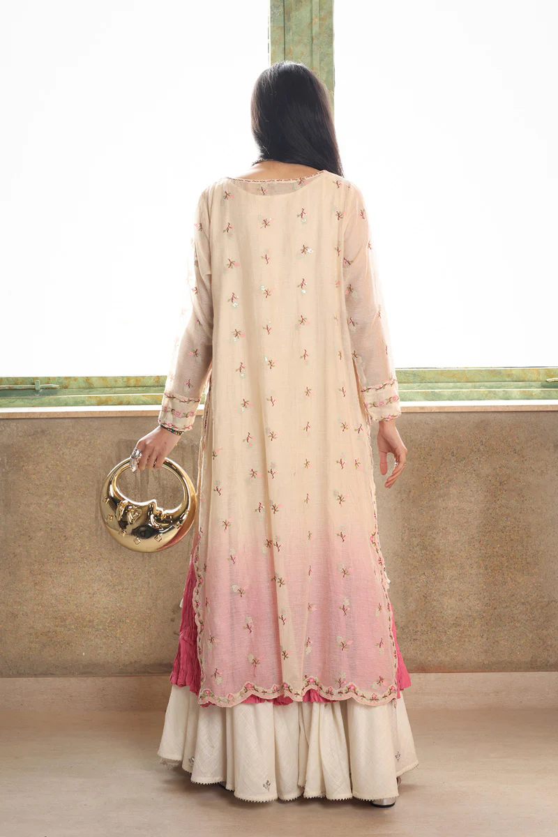 Threads of History Signature Kurta - Image 7