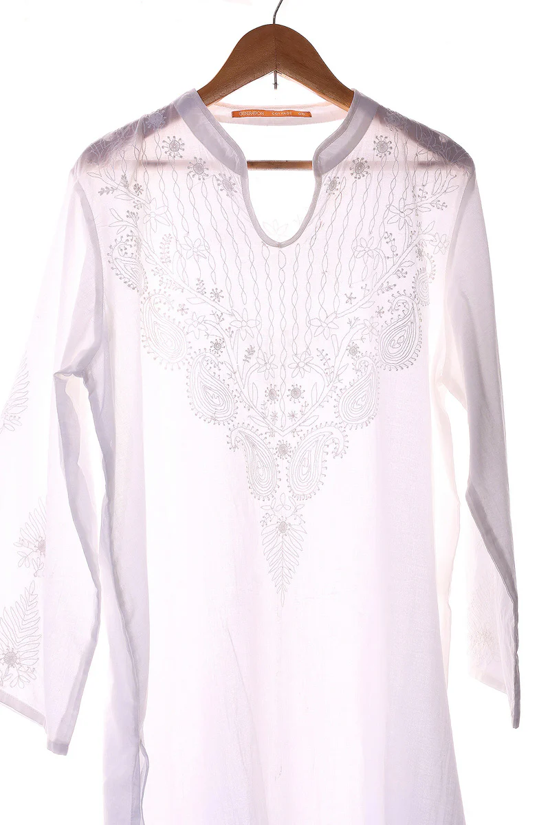 N K R Chikankari Kurta - Image 2