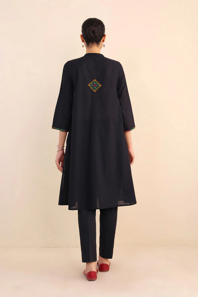 Sitara Hand Embroidered Set - Image 4