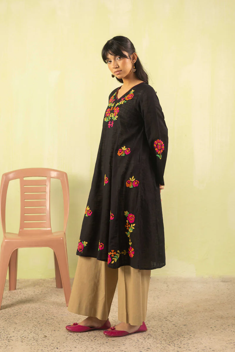 Bohemia Satrangi Kurta - Image 11