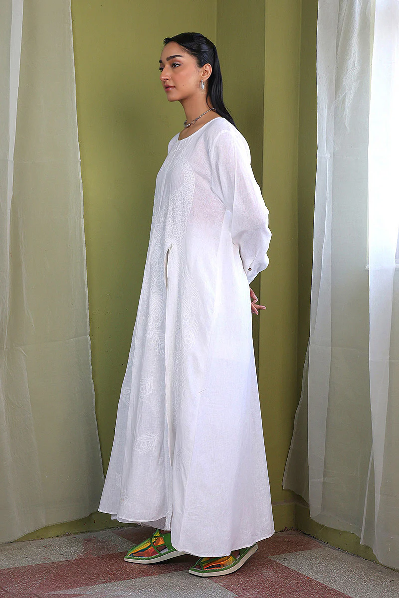 The Albino Peacock - Image 4