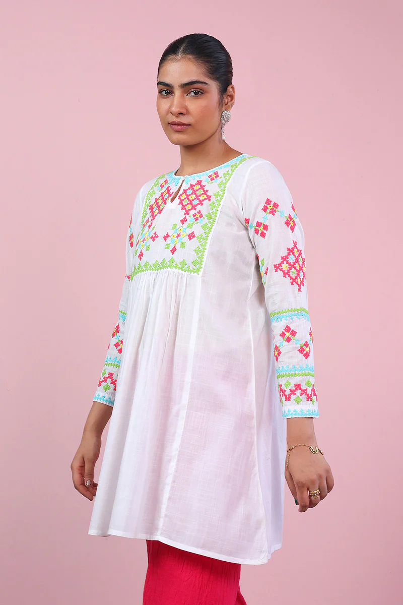 Rang Mahal Kurti - Image 3