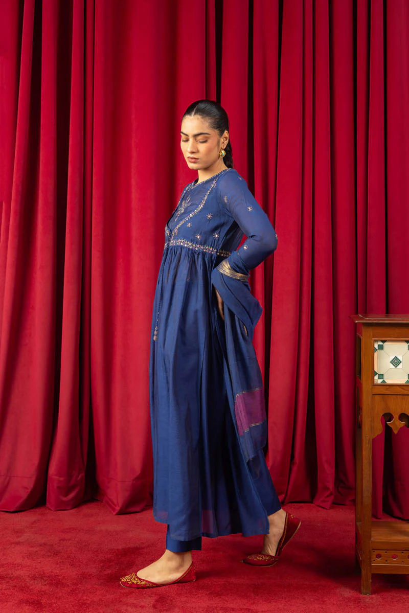 Regal Balochi Begum Suit - Image 8