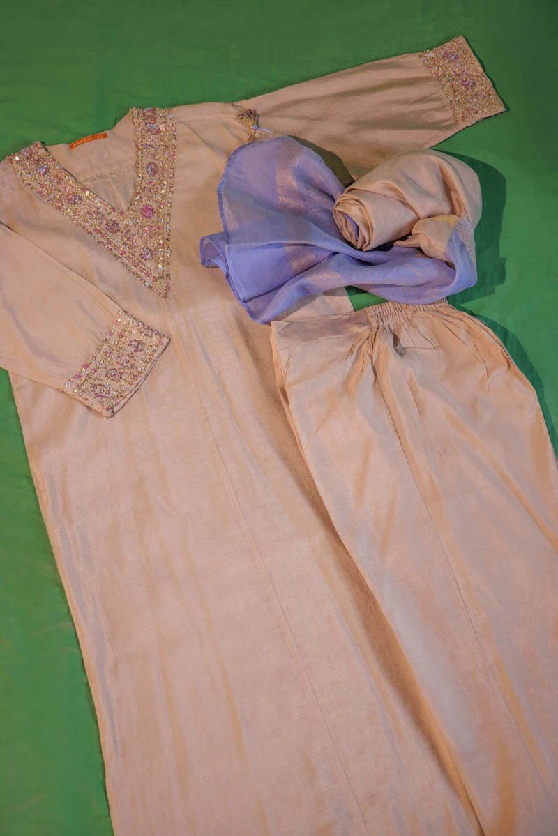 Balochi Begum 3 Piece - Image 7