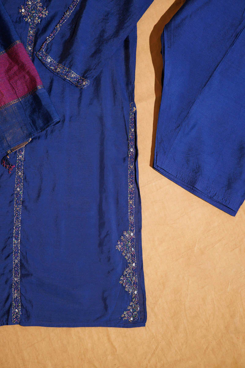 Regal Balochi Begum 3 Piece - Image 10