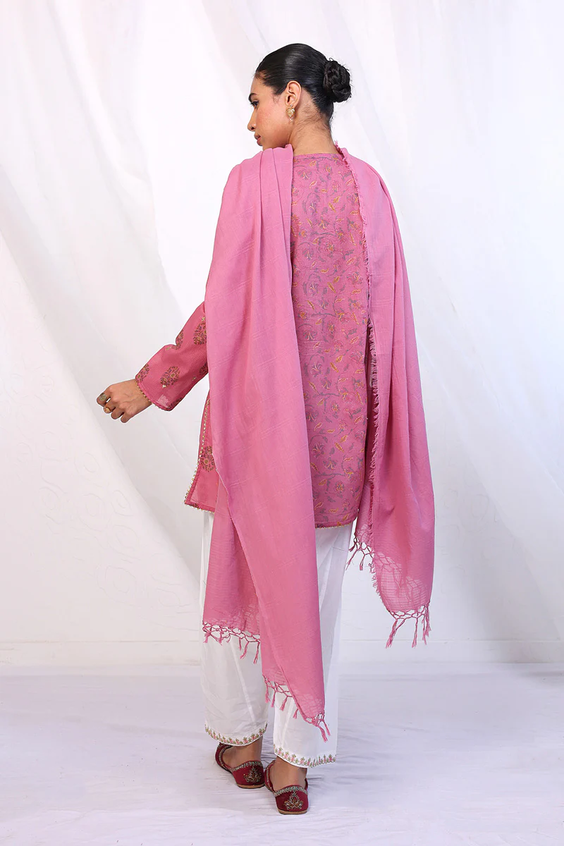 2- Piece Timeless Romance - Image 4
