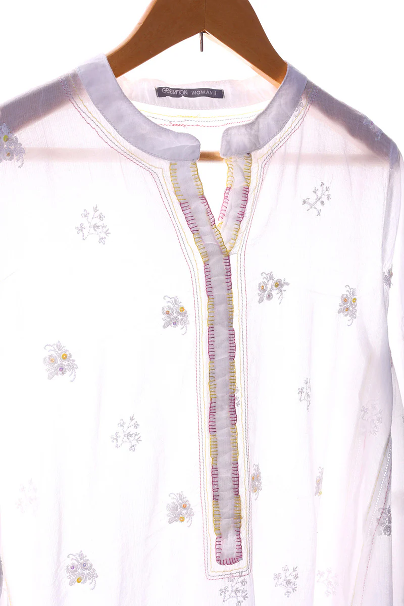 Bagh Embroidered A-line shirt - Image 4