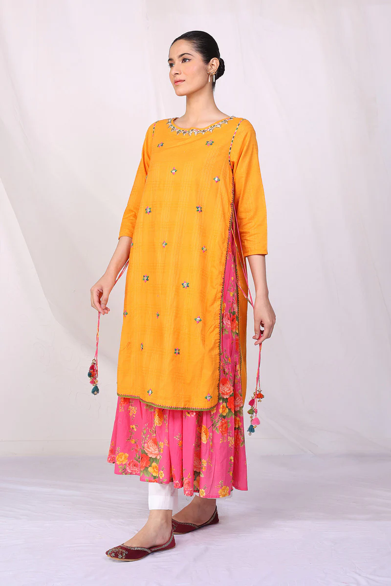 Virsa Tiered Kurta - Image 5