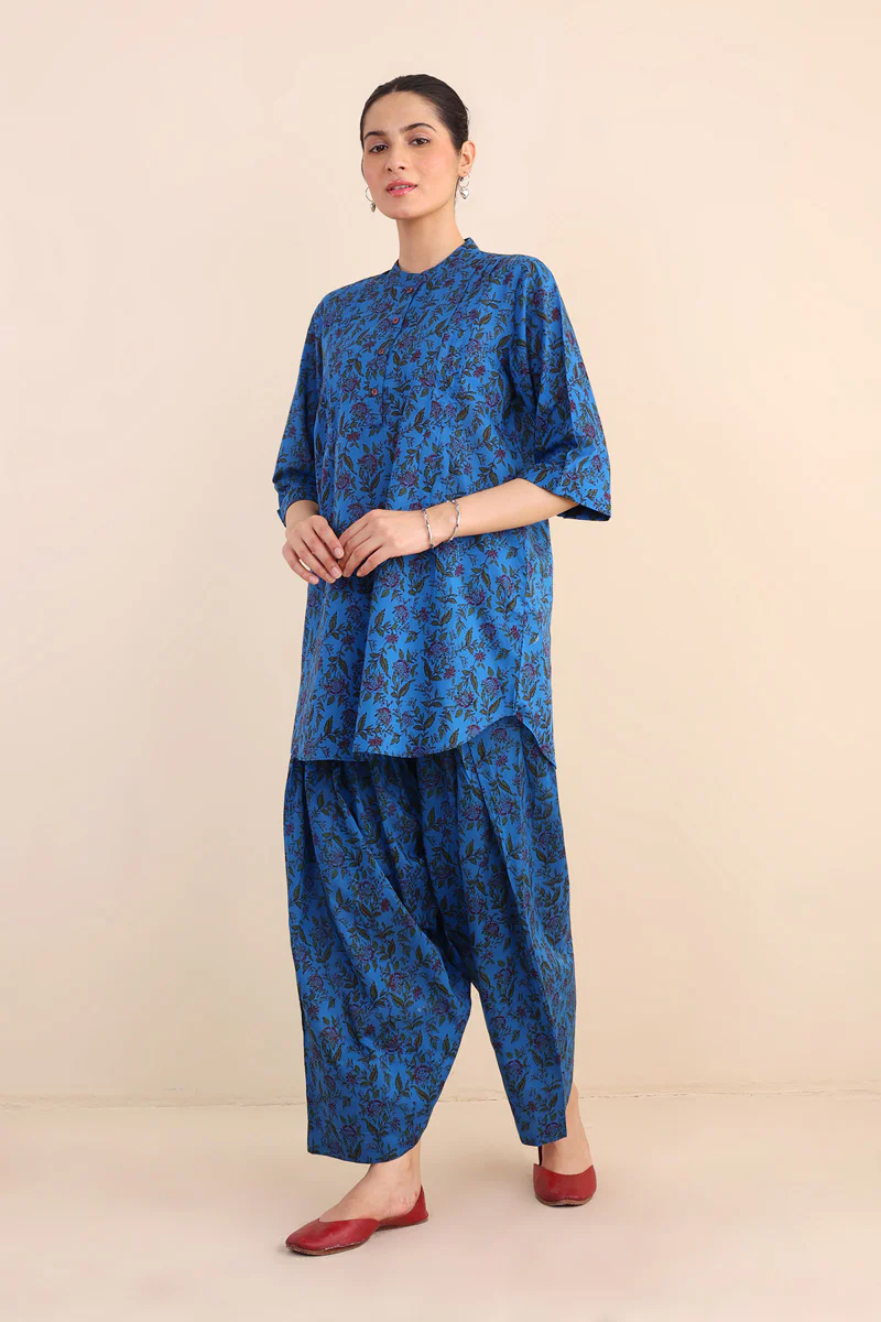 Enchanting Blooms Printed Suit - Image 3