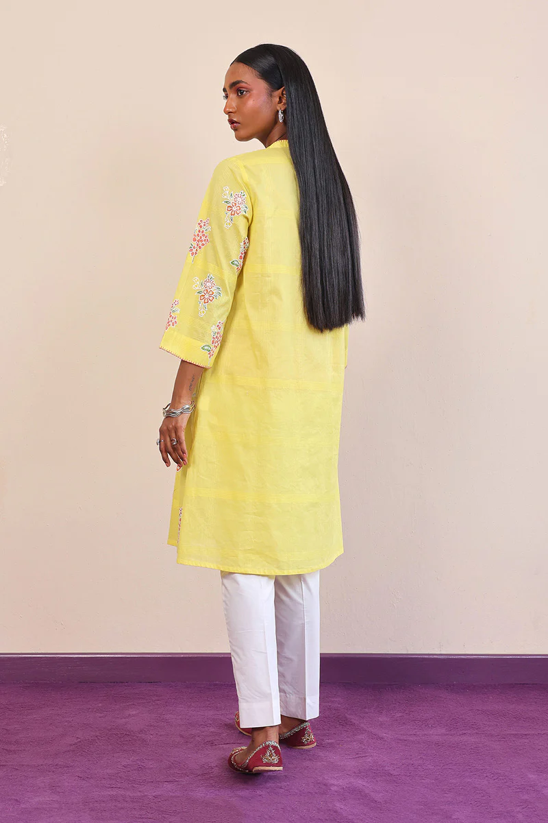Tropic Splendour Kurta - Image 4