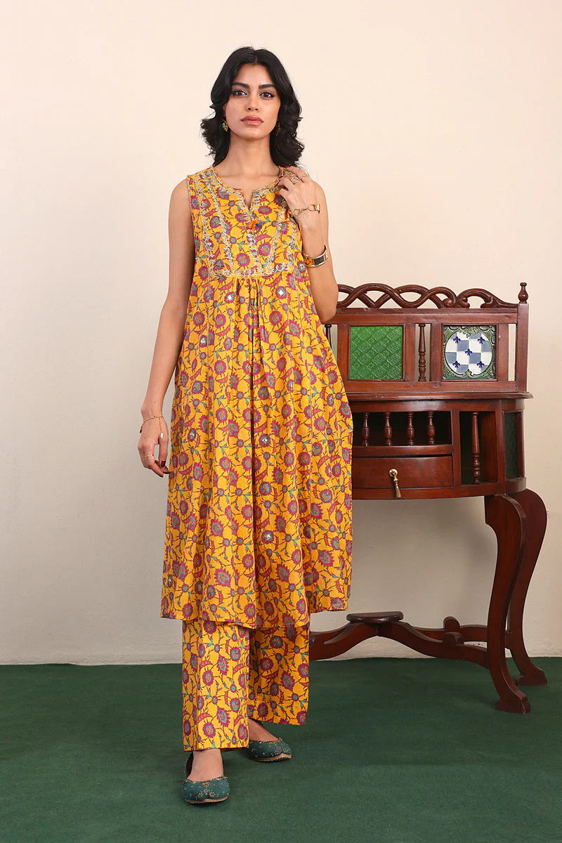 Turkksh Delight Embroidered 2-Piece - Image 3