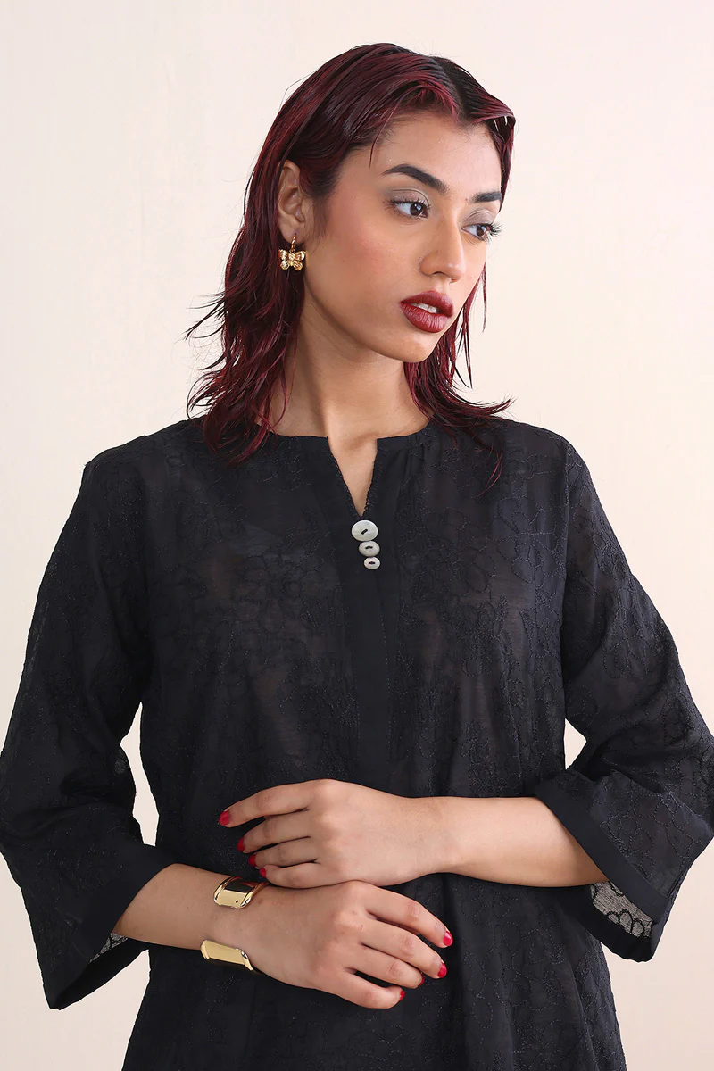 Fleur Amour Embroidered Kameez - Image 6