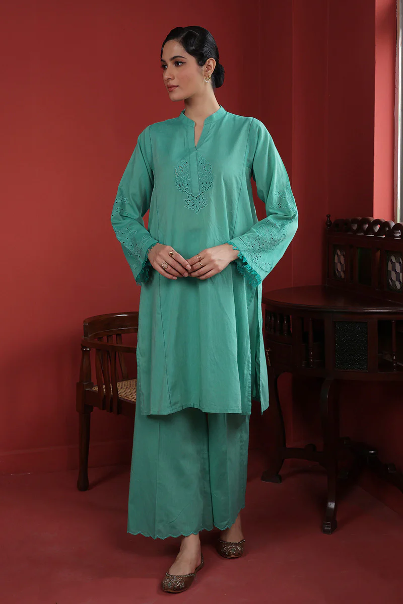 Floral Fringes Cutwork Suit - Image 2