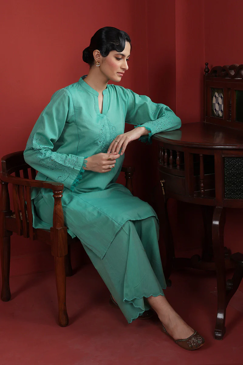 Floral Fringes Cutwork Suit - Image 4