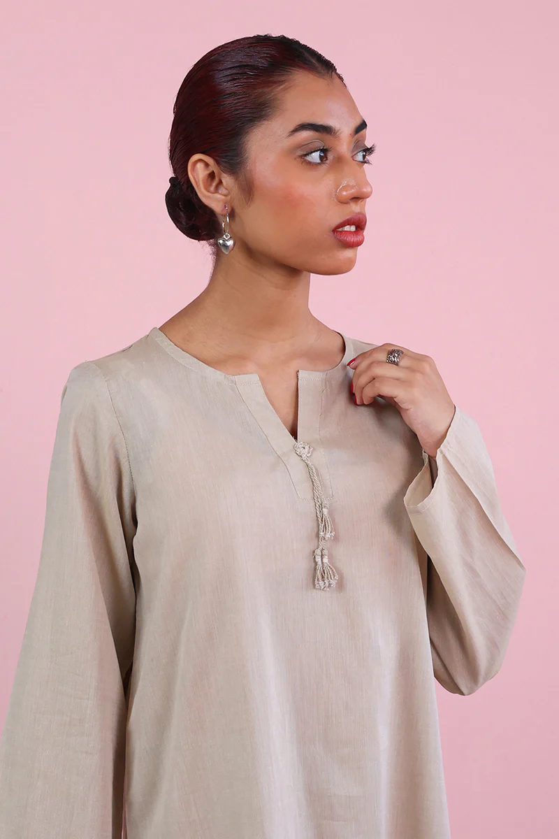 Nailing A Corner Cutwork 2-Piece Set - Image 3