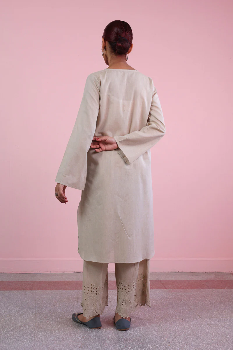 Nailing A Corner Cutwork 2-Piece Set - Image 4