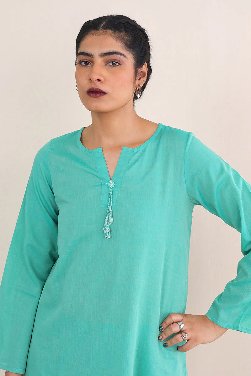 Nailing A Corner Cutwork 2-Piece Set - Image 6