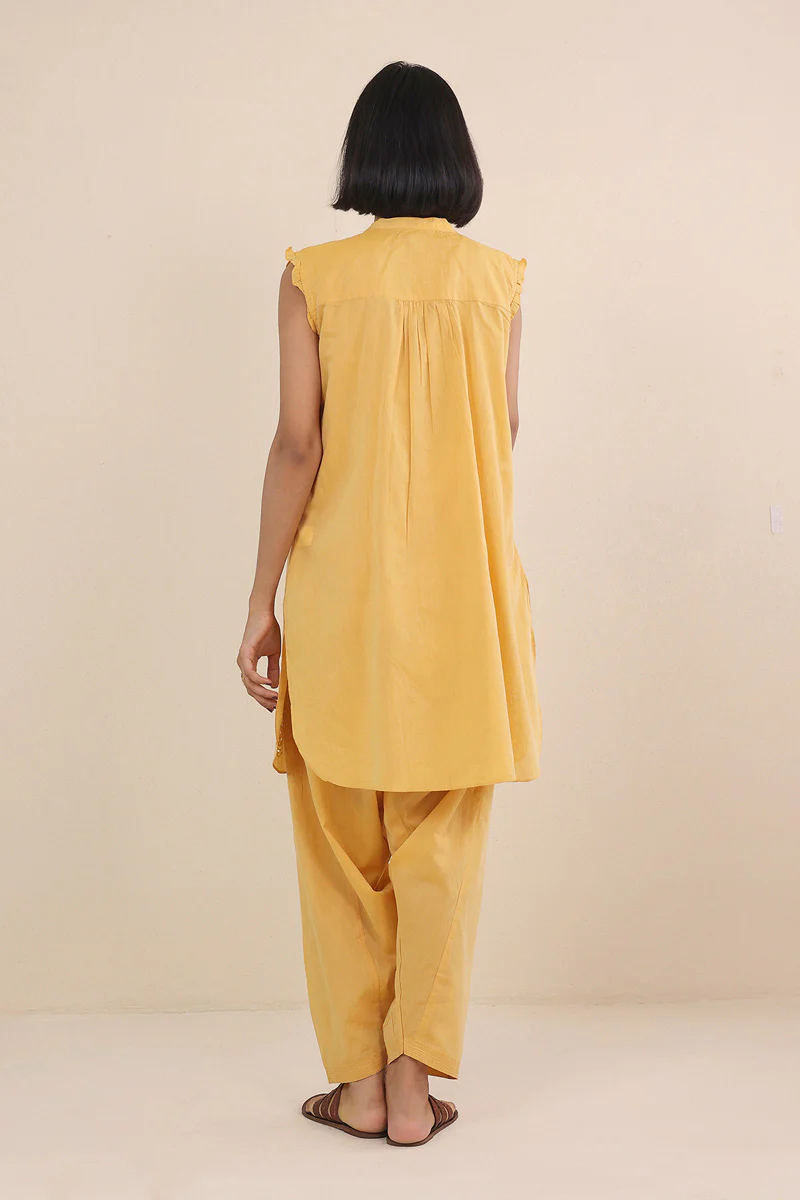 Chic Nailing A Corner 2 Piece - Image 10
