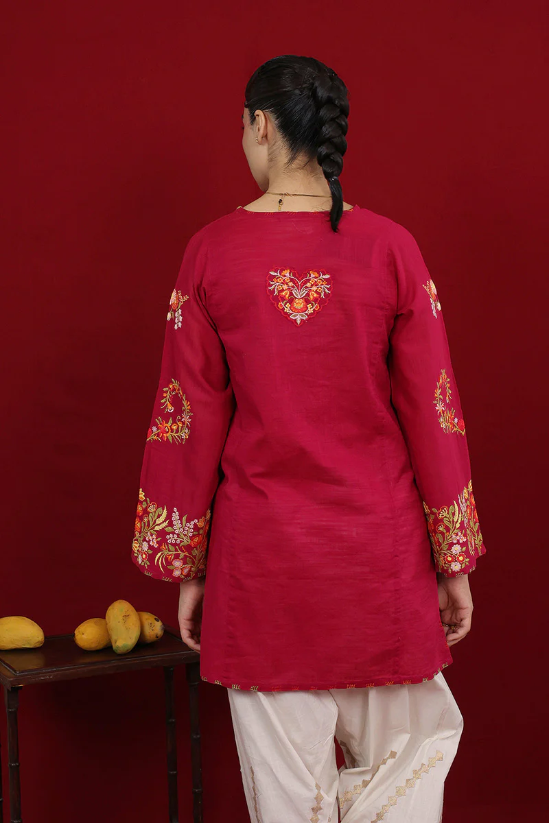 Vibrant Stitches - Image 9