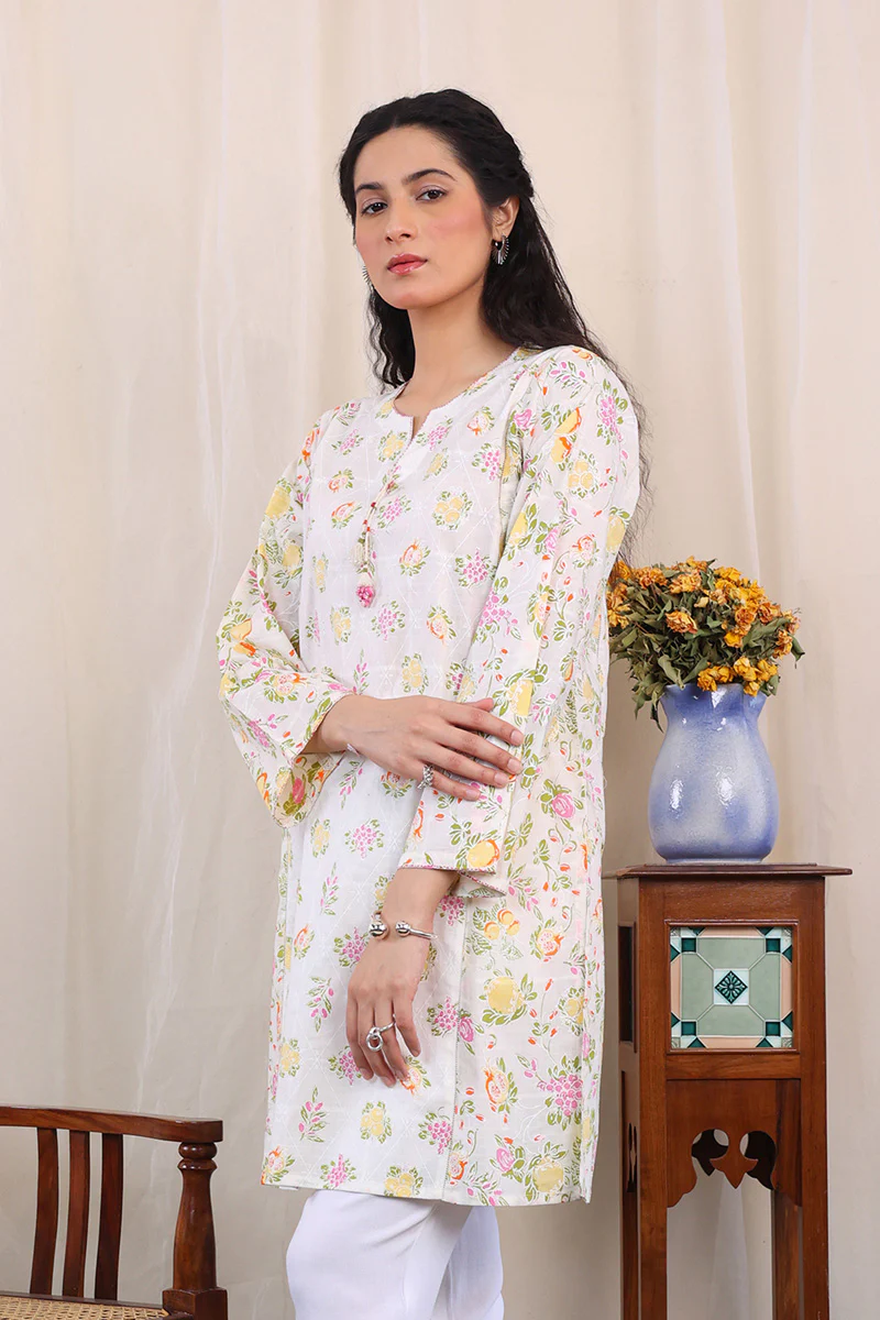 Tropic Spendour Kurta - Image 4