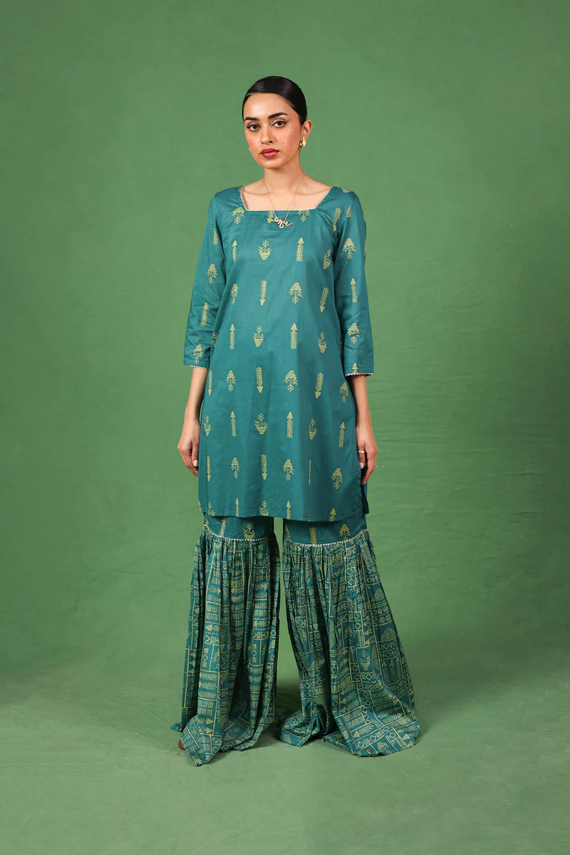 Egyptian Mukesh Essence Suit - Image 18