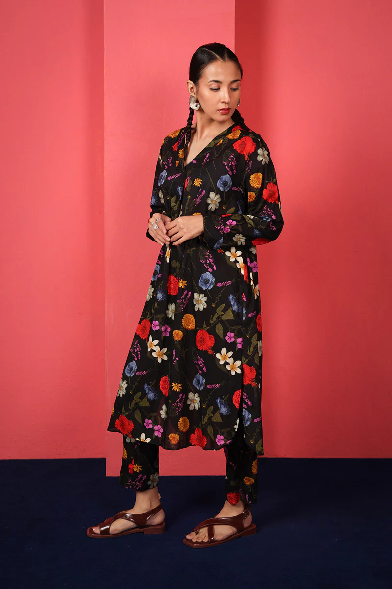 Wild Flower Tapestry Set - Image 3