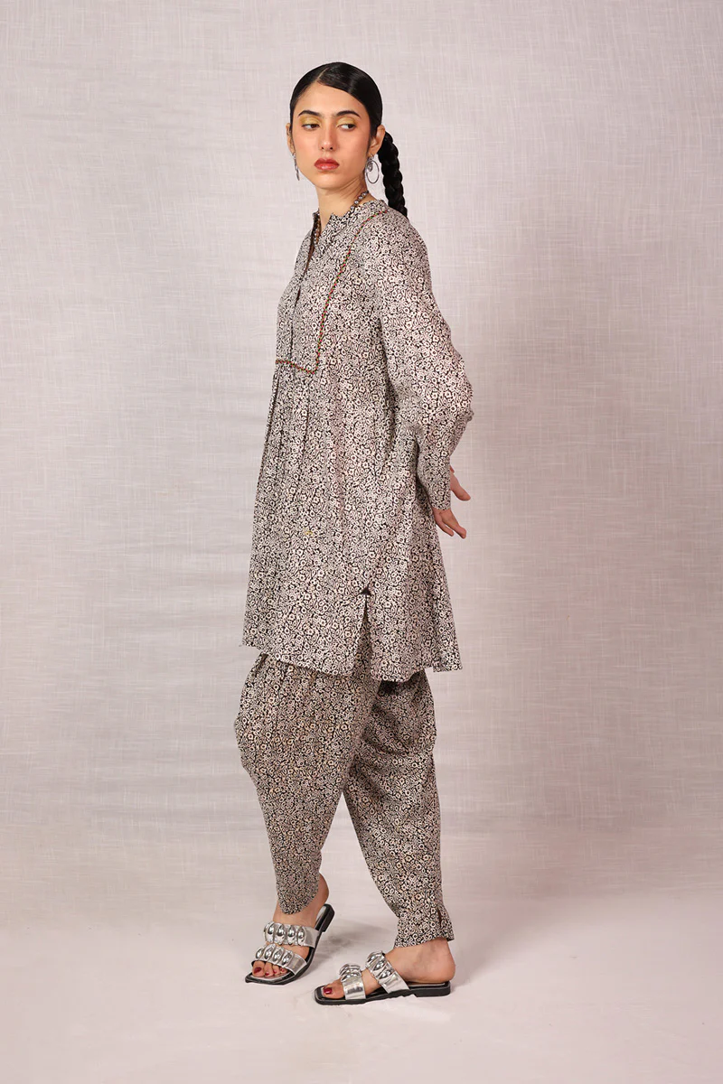 Knotted Block & Bloom Ensemble - Image 4