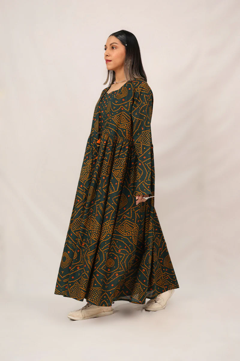 Bandhani Bliss Playful Ensemble - Image 10