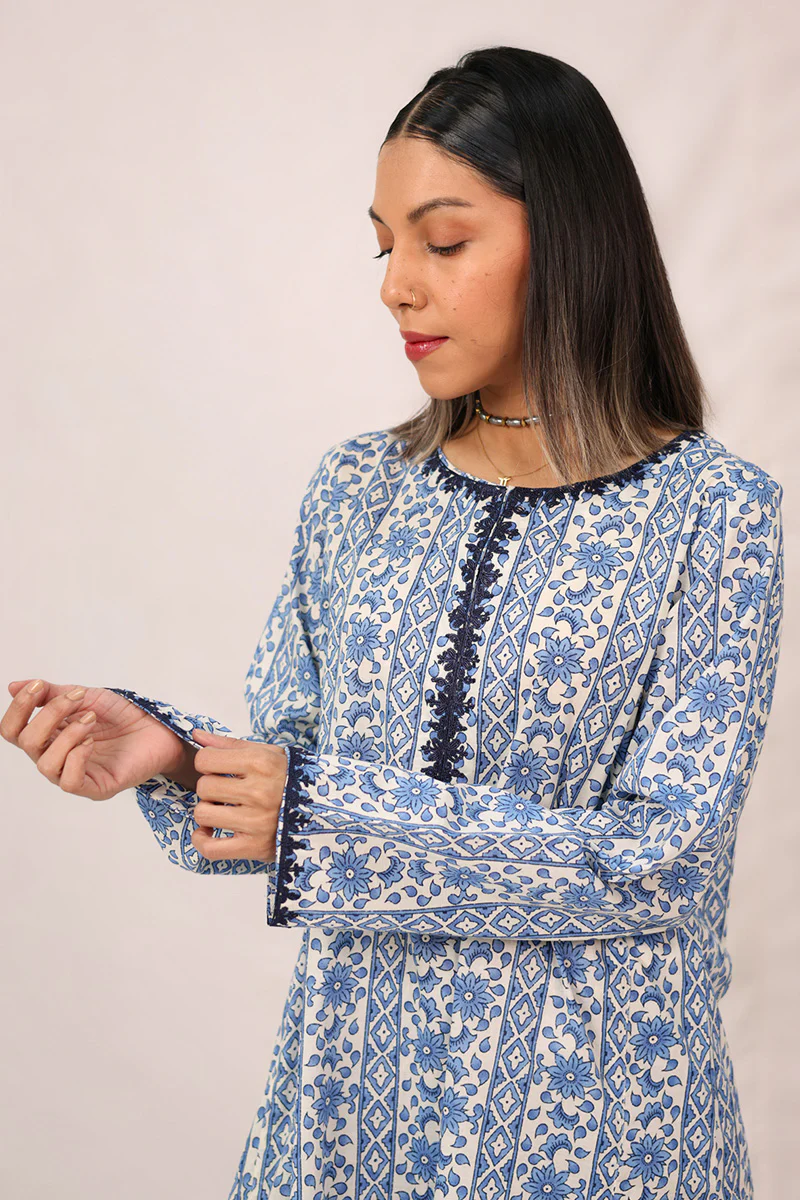 Chinoisery Style Twin-Set - Image 4