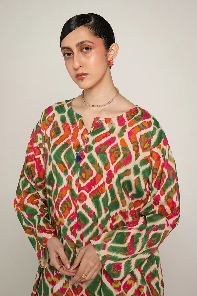 Ikkat Tapestry Dual-Set - Image 11