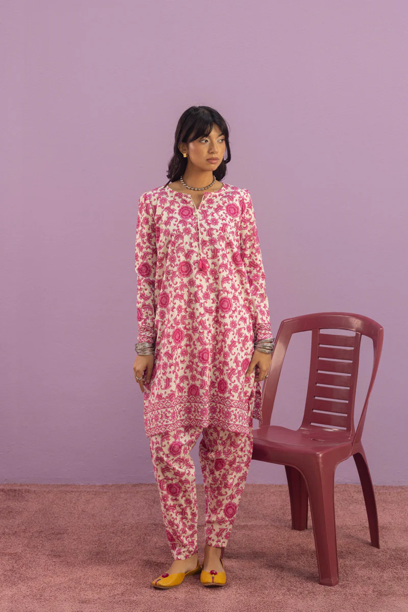 Chinoisery Revived Ensemble - Image 2