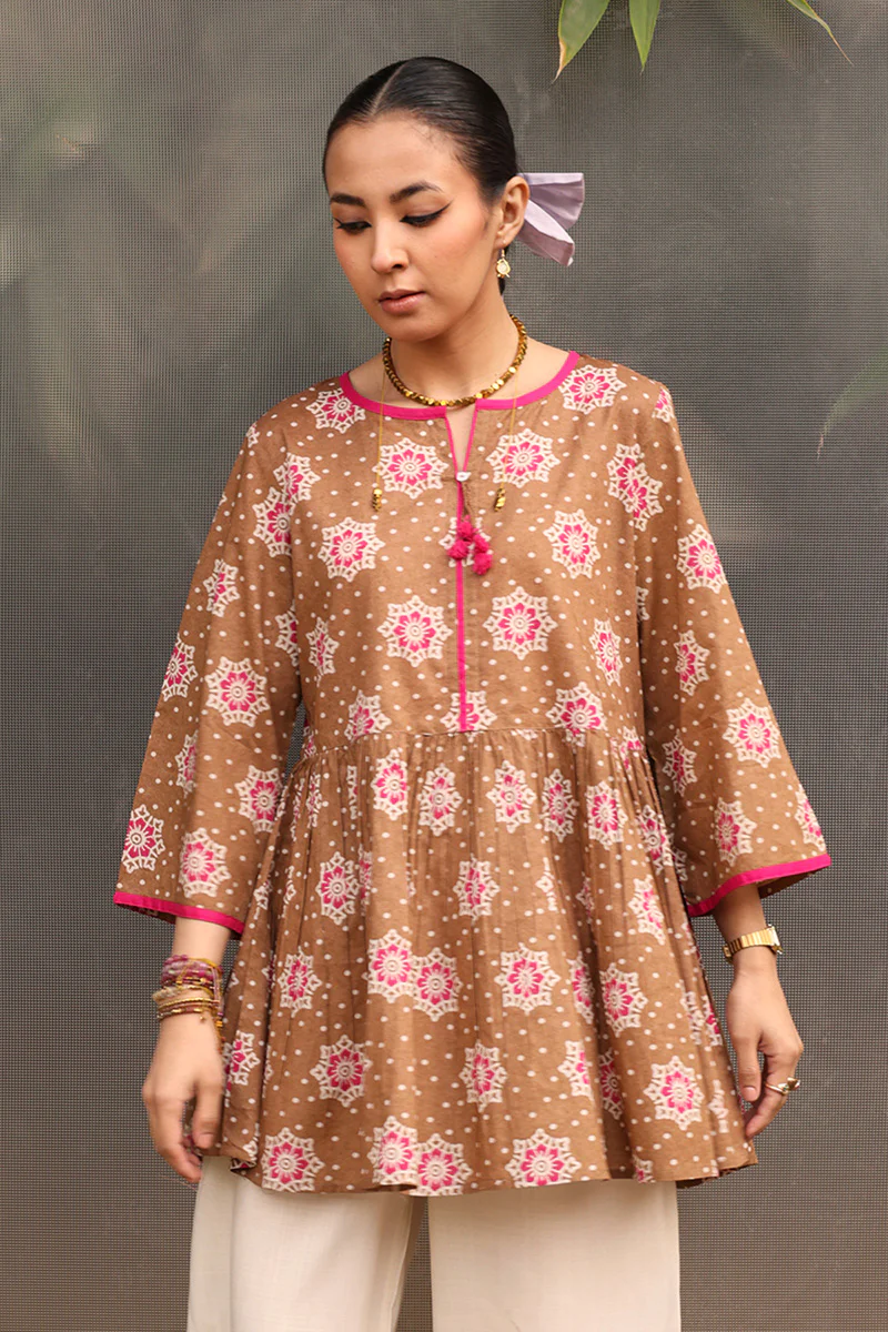 Tricolor Dabu Peplum - Image 10