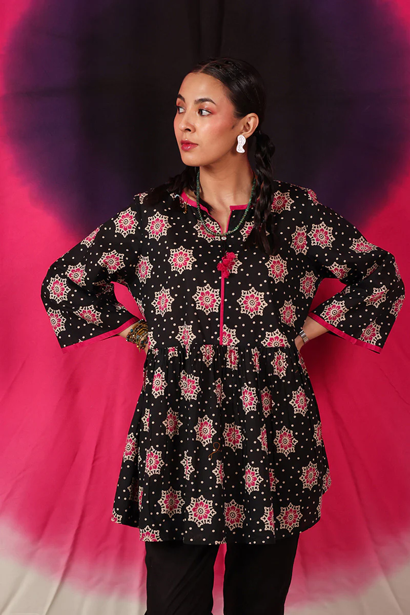 Tricolor Dabu Peplum - Image 3