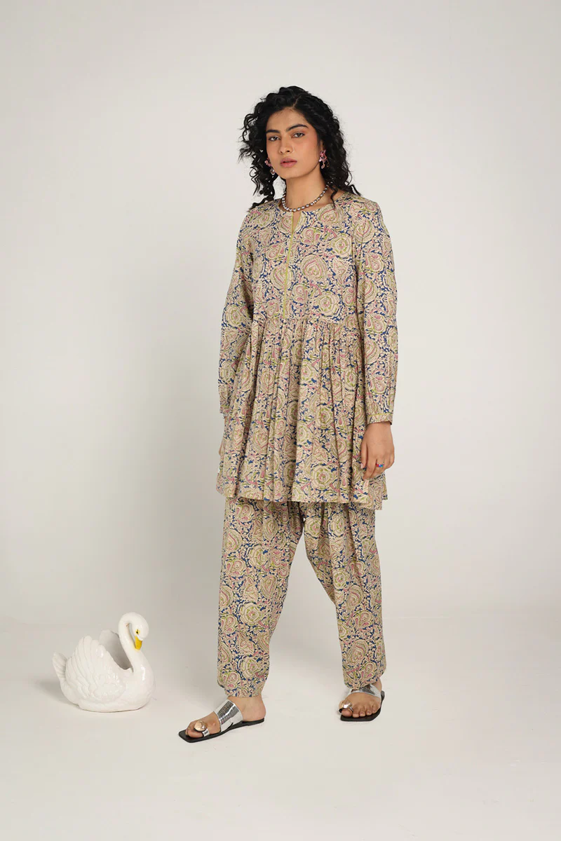 Iconic Samara Peplum Suit - Image 9